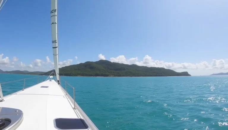 Sailing in the Whitsundays Australia Guide